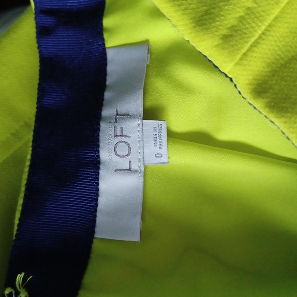 Ann Taylor Loft Neon Lime A Line Skirt: Sz. 0 - Picture 3 of 4
